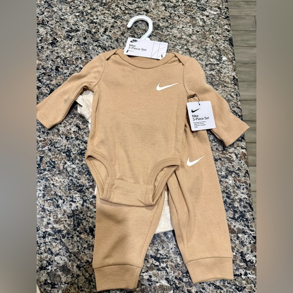 Nike Other - Baby Nike Set